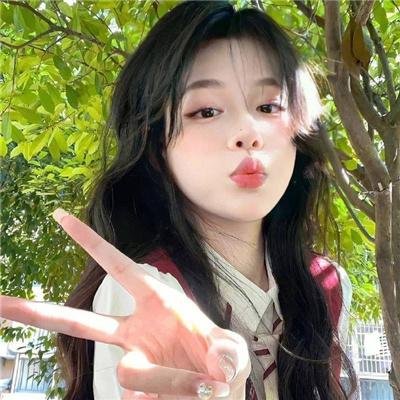 她和她的恋爱小动作